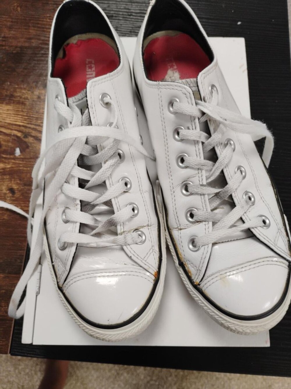 Converse Chuck Taylor All Star White Patent Leather Low Top Sneakers W9 M7